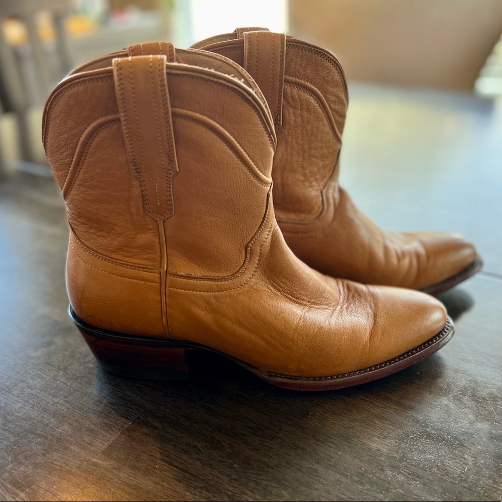 Tecovas The Penny Discontinued Desert Calf